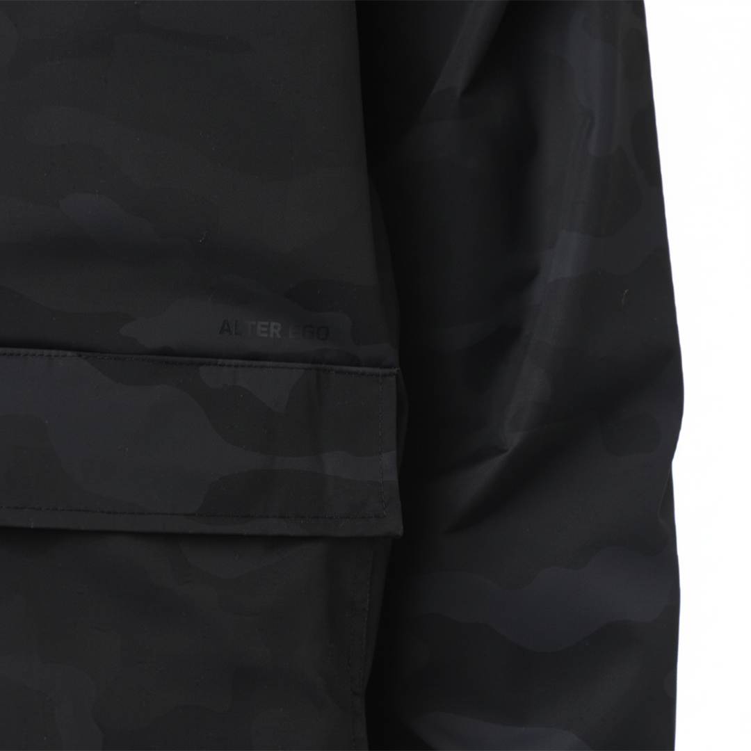 Water-Repellent Windbreaker - Black Camo