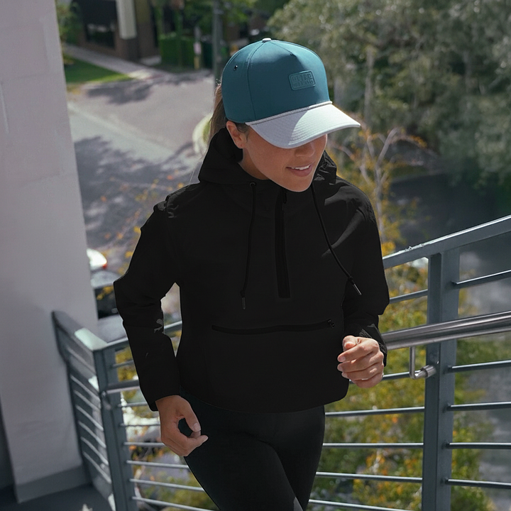 Lightweight Crop Windbreaker (Women’s) Black