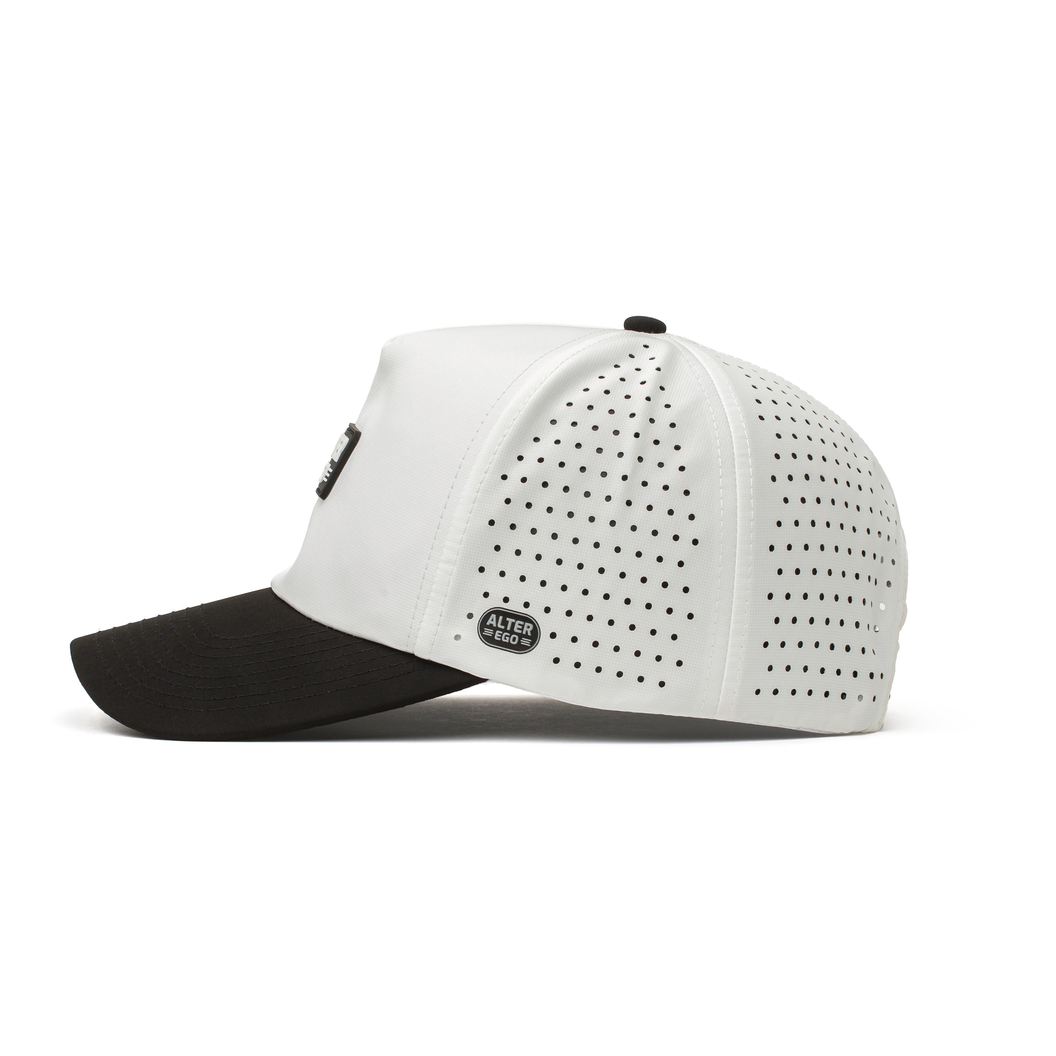 Traveler Splash Black & White Signature