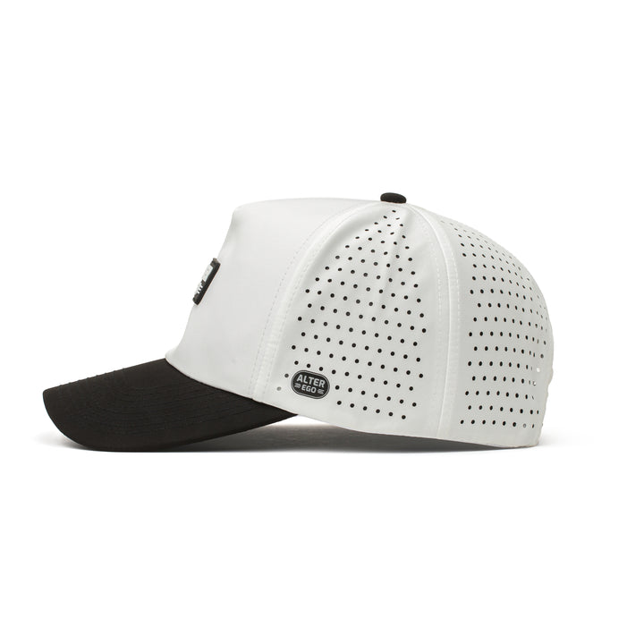Traveler Splash Black & White Signature