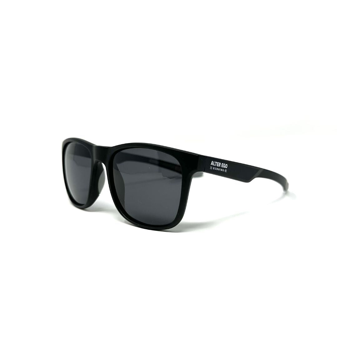RUN SUNNIES HYPER - BLACK MATTE FRAME | BLACK POLARIZED LENSES